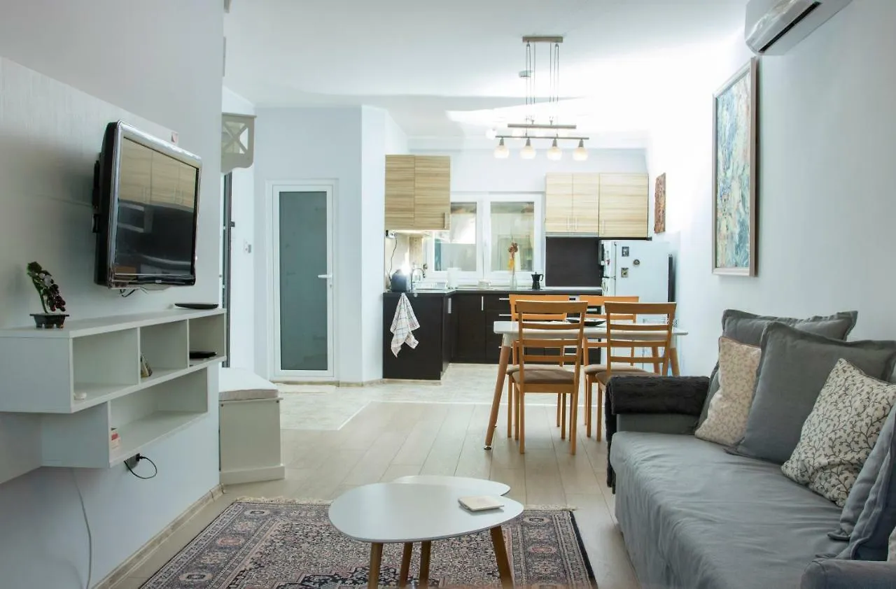 Cozy Apartment In The Very Centre Of Sofya Bulgaristan