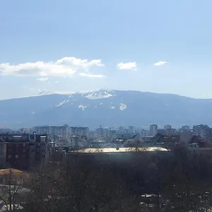 Mountain View Apartment